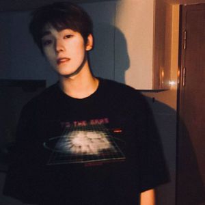 白袜体育生巨大粗爽Gay网站
